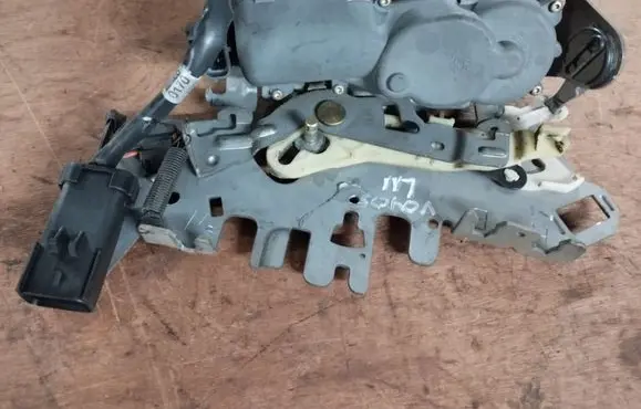 Chrysler Voyager Rear door lock
