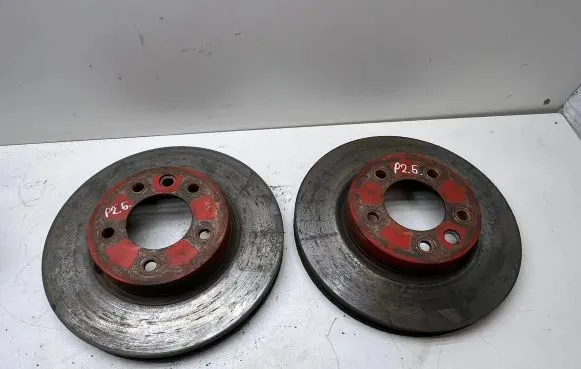 Volkswagen Touareg II Front brake disc
