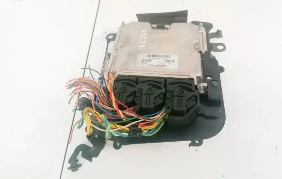 Volvo S40, V40 Engine control unit/module 30630048 EDC15C3