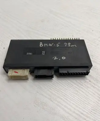 BMW 5 E39 Engine control unit/module 12037310