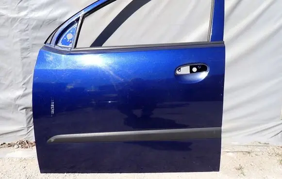 Hyundai i10 Front door 