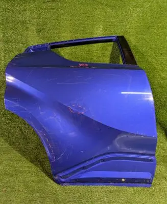 Toyota C-HR I Rear door 