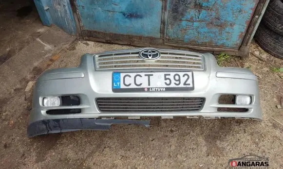 Toyota Avensis T250 Front bumper