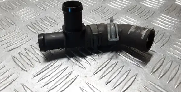 Audi A4 S4 B9 Engine coolant pipe/hose 8W0121087E