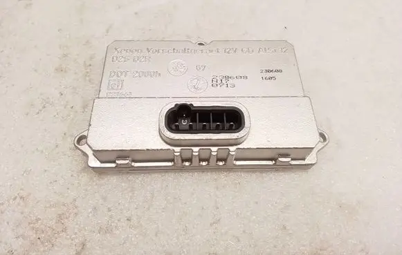 Mercedes-Benz E W211 Headlight ballast module Xenon 5DV00829000