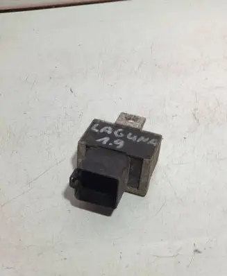 Renault Laguna II Glow plug pre-heat relay 7700115078