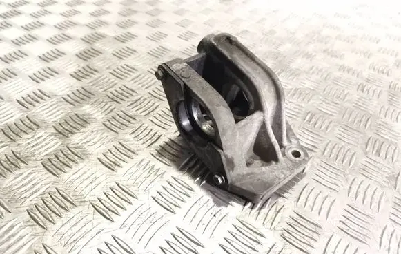 Renault Espace IV Driveshaft support bearing bracket 8200000033