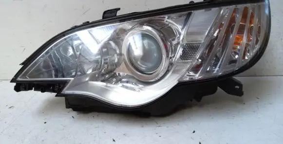 Subaru Outback Headlight/headlamp 10020954