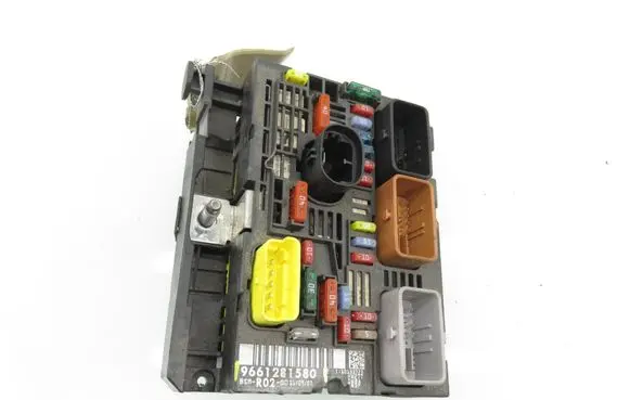 Peugeot 407 BSM Control unit 9661281580
