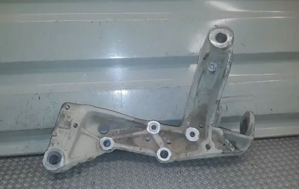 Skoda Octavia Mk2 (1Z) Other front suspension part 1K0199295F