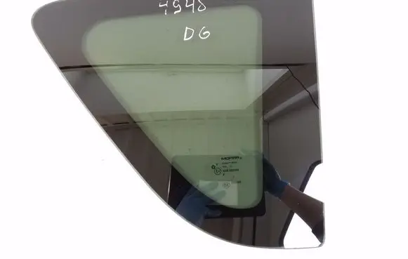 Jeep Compass Rear side window 5191250AC