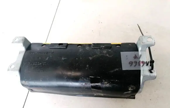 BMW 5 E39 Passenger airbag 3982316275 00067587B