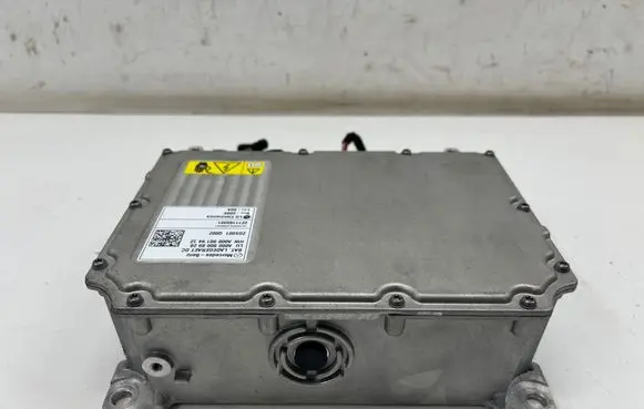 Mercedes-Benz CLA C118 X118 Voltage converter inverter A0009008926