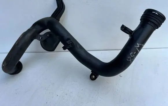 Volkswagen Golf Plus Intercooler hose/pipe 1K0145770B 1K0145762