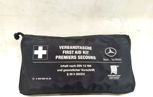 Mercedes-Benz ML W163 First aid kit A2038600050