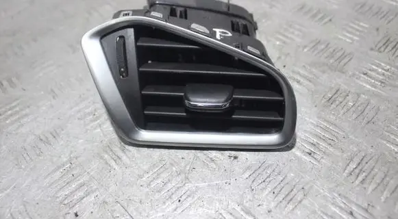 Citroen C4 I Dashboard side air vent grill/cover trim 00127530