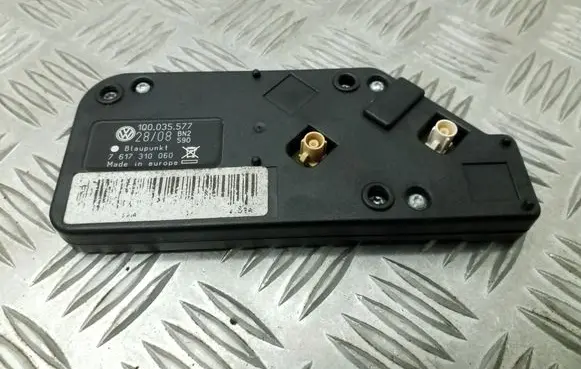 Volkswagen Eos Aerial antenna amplifier 1Q0035577