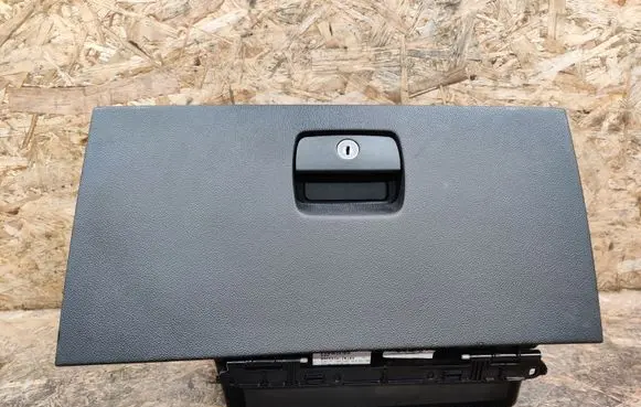 Cadillac SRX Glove box set 58958 20184