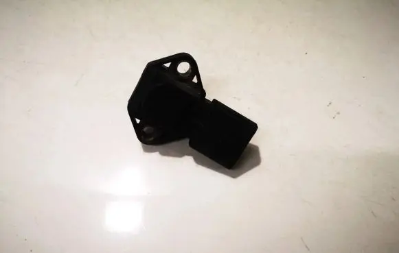 Audi A4 S4 B5 8D Air pressure sensor 038906051 0281002177