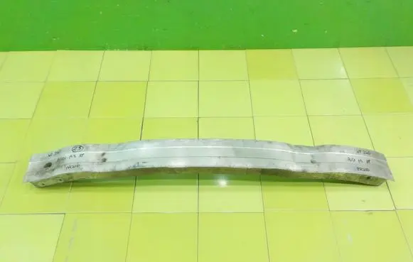 Audi A3 S3 8P Front bumper support beam 8P0807113E