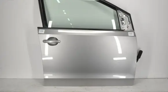Volkswagen Up Front door 