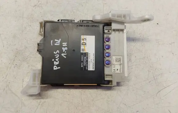 Toyota Prius (XW50) Other control units/modules 89221-47450
