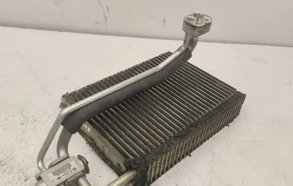 BMW 7 E65 E66 Air conditioning (A/C) radiator (interior) 64116906268 R134A 324326