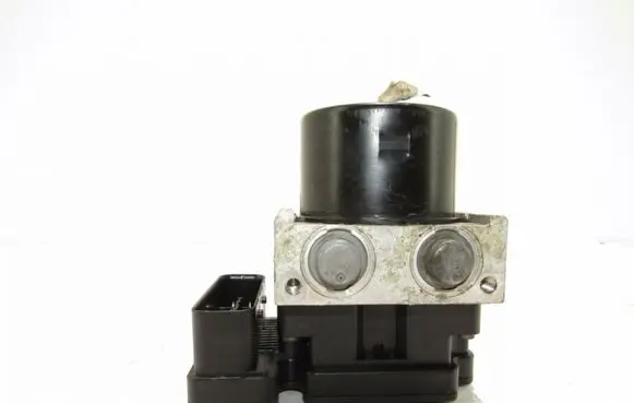 Ford Focus ABS Pump 3M512M110JA