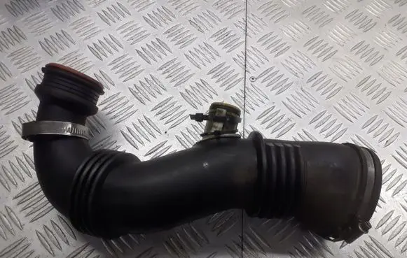 Peugeot Partner Intercooler hose/pipe 9656953680A