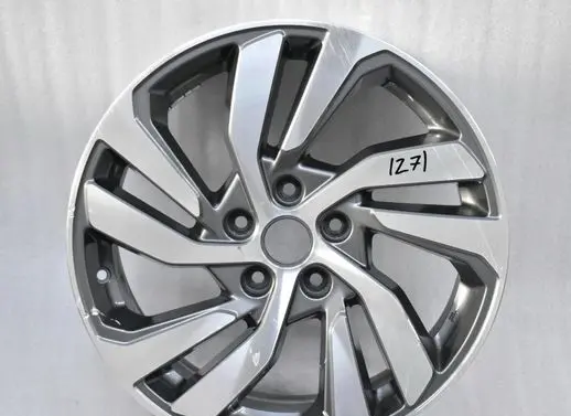 Subaru Legacy R18 alloy rim 