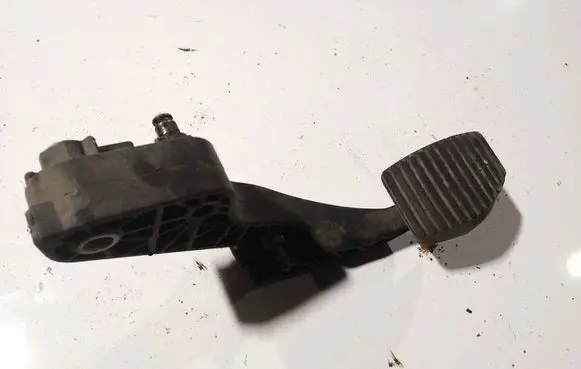 Citroen C4 I Brake pedal 
