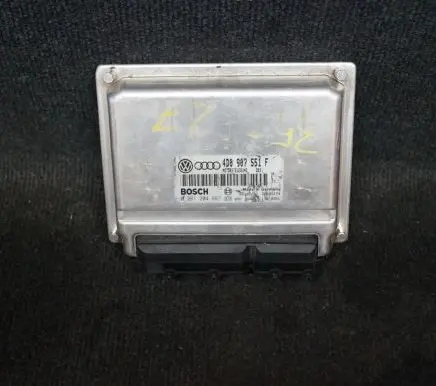 Audi A6 S6 C5 4B Engine control unit/module 4D0907551F 0261204687