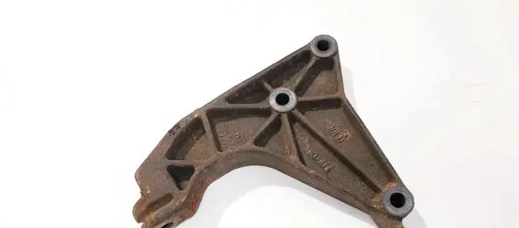 Opel Zafira A Engine mounting bracket 1340623 2440386