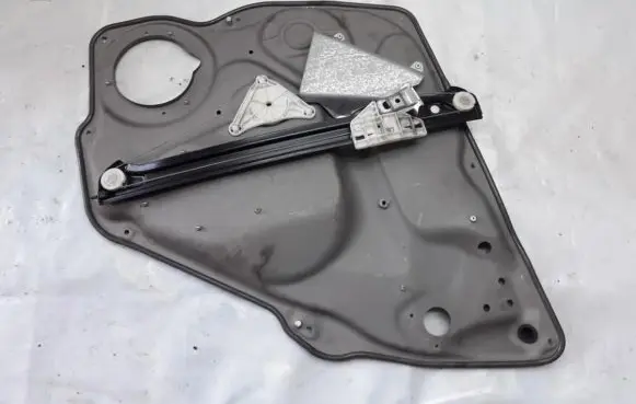 Mercedes-Benz B W245 Sliding door window regulator with motor a1697301579