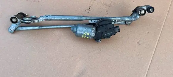 BMW X5 F15 Front wiper linkage and motor 729265308