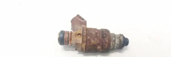 Skoda Fabia Mk1 (6Y) Fuel injector 5WS02620