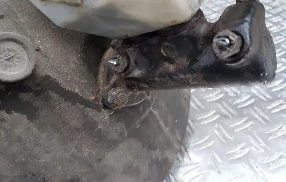 Peugeot 605 Master brake cylinder