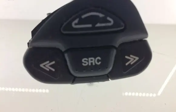 Nissan X-Trail T30 Multifunctional control switch/knob 