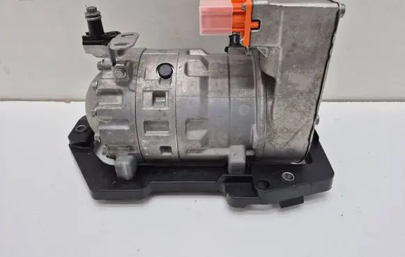Skoda Enyaq iV Air conditioning (A/C) compressor (pump) 1EA820808K 1EA816551N