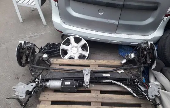 Renault Espace V (RFC) Rear beam 51538164R