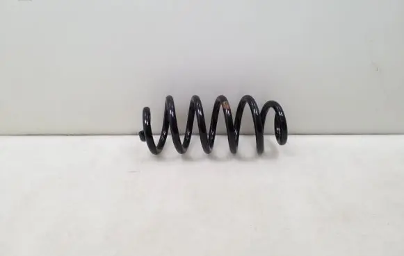 Nissan Qashqai J12 Rear coil spring