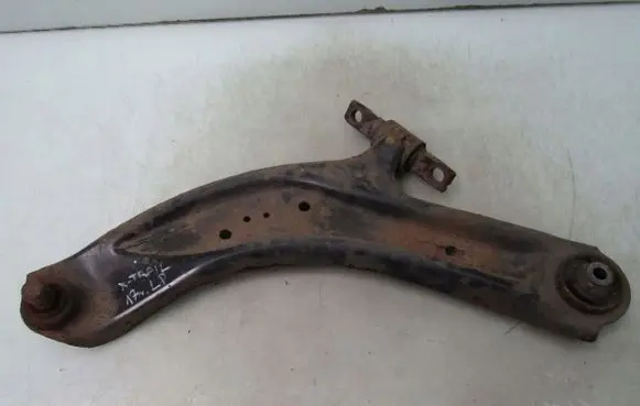 Nissan X-Trail T32 Front lower control arm/wishbone
