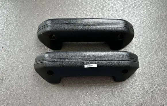 Isuzu Trooper Armrest 