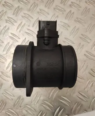 Volvo S60 Mass air flow meter 0280218088 8670115