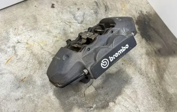 Ford Mustang VI Rear brake caliper 2D248