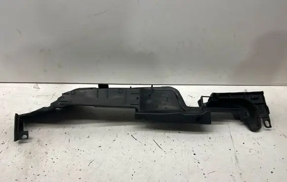 Audi A4 S4 B9 8W Fender end trim 8W0821169
