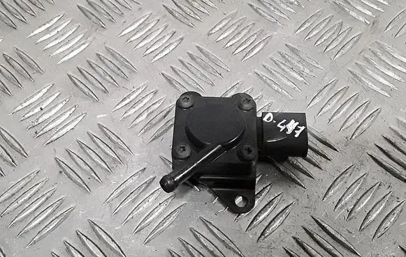BMW 5 F10 F11 Exhaust gas pressure sensor 7808013