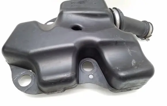 Intake resonator