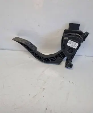 Audi A8 S8 D4 4H Accelerator throttle pedal 8K1723523 11122009 6PV00950501