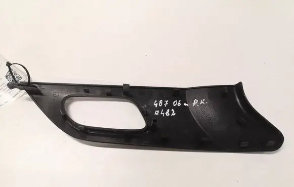 Ford Focus C-MAX Front door window switch trim 9643531377 9661274777
